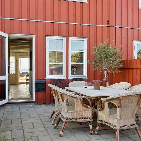Exclusive With Stunning Marina Views In Feriehus Ebeltoft
