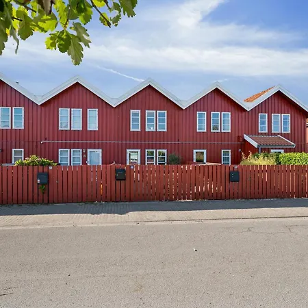 Feriehus Exclusive With Stunning Marina Views In Ebeltoft